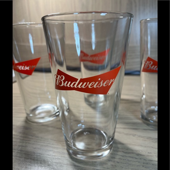 🍍NWOT Budweiser Bow Tie Logo Beer Pint Glasses (Set of 4) - Picture 4 of 4